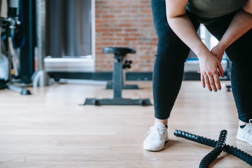 woman resting between sets