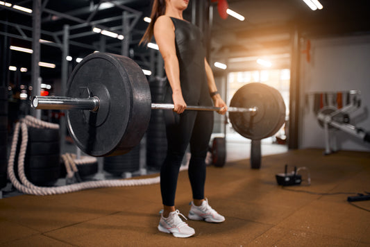 woman deadlifting